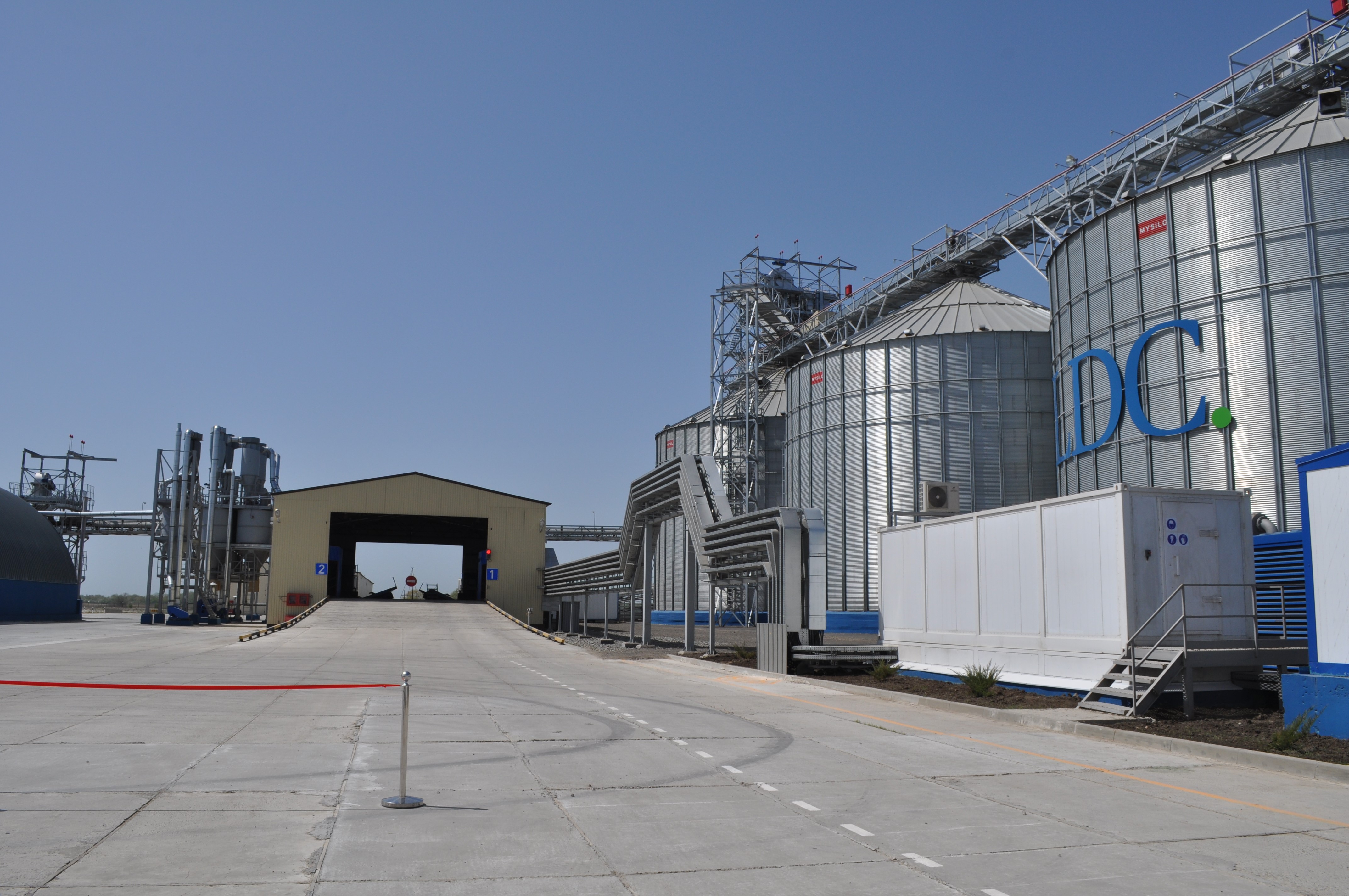 Зерновой терминальный комплекс компании «Louis Dreyfus Commodities»